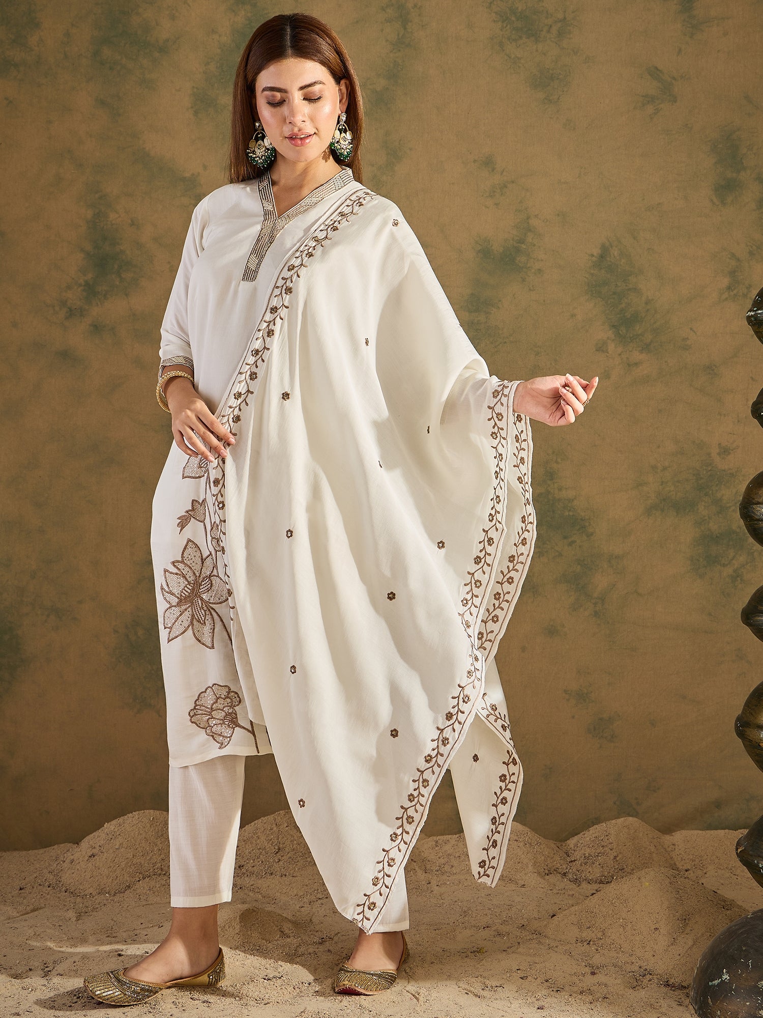 Vira White Kurta and Pant Dupatta Sets Silk Blend Fabrics with Embroidery