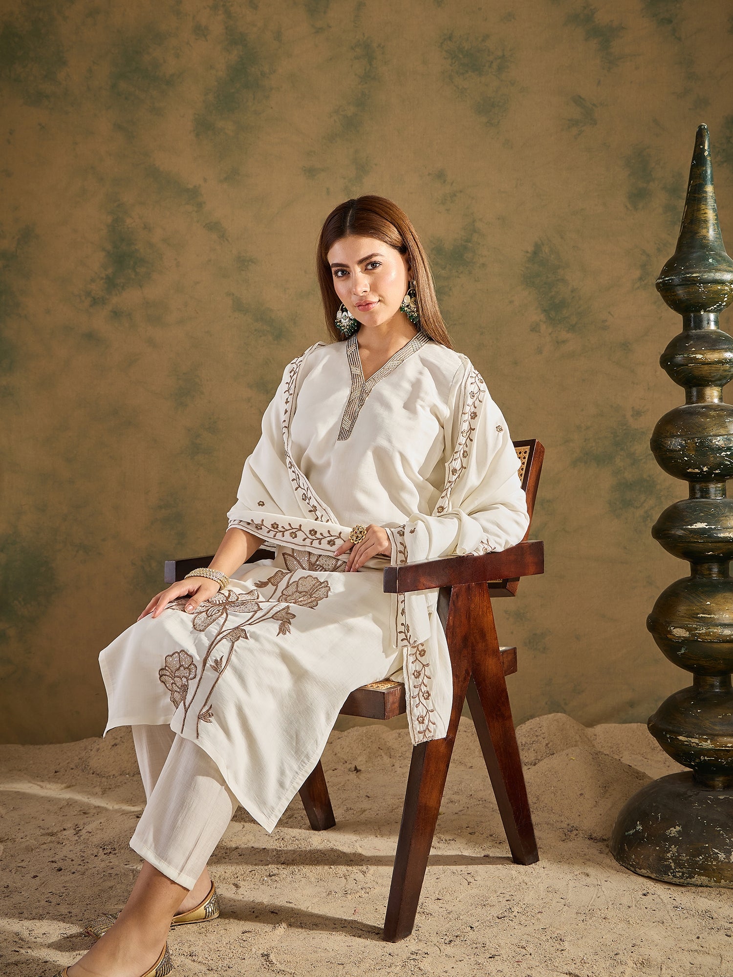 Vira White Kurta and Pant Dupatta Sets Silk Blend Fabrics with Embroidery