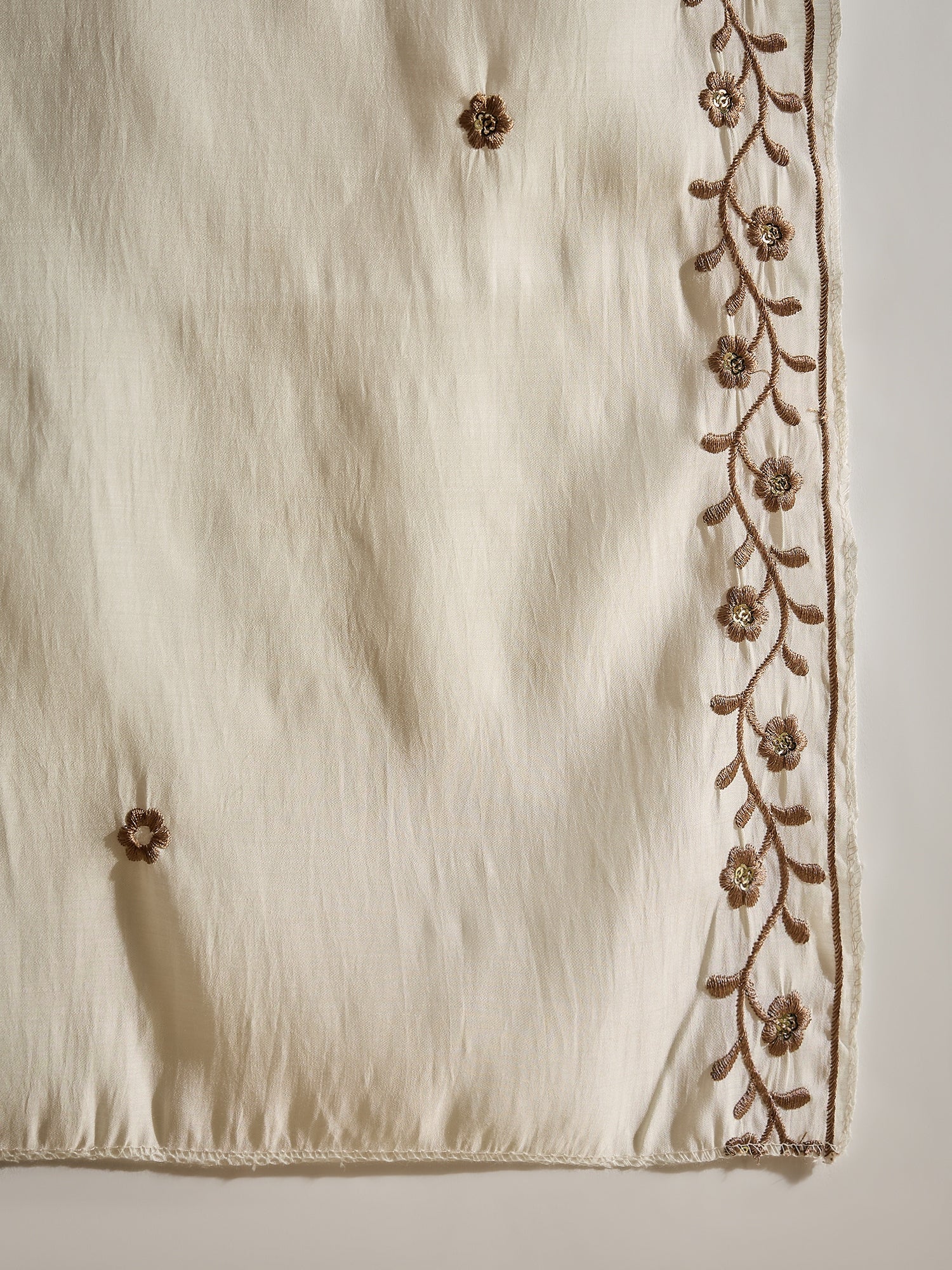 Vira White Kurta and Pant Dupatta Sets Silk Blend Fabrics with Embroidery