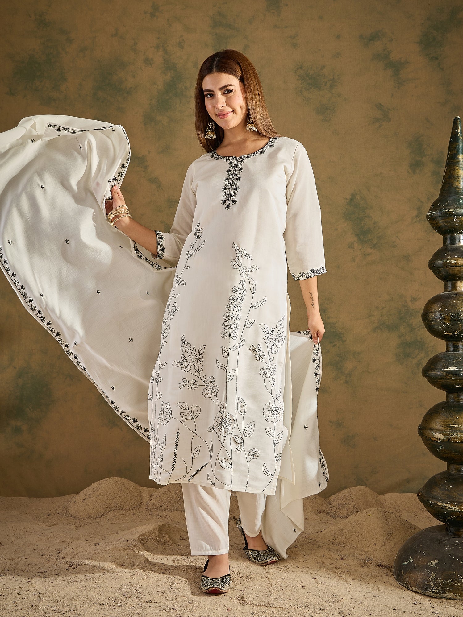 Shruta White Kurta and Pant Dupatta Sets Silk Blend Fabrics with Embroidery