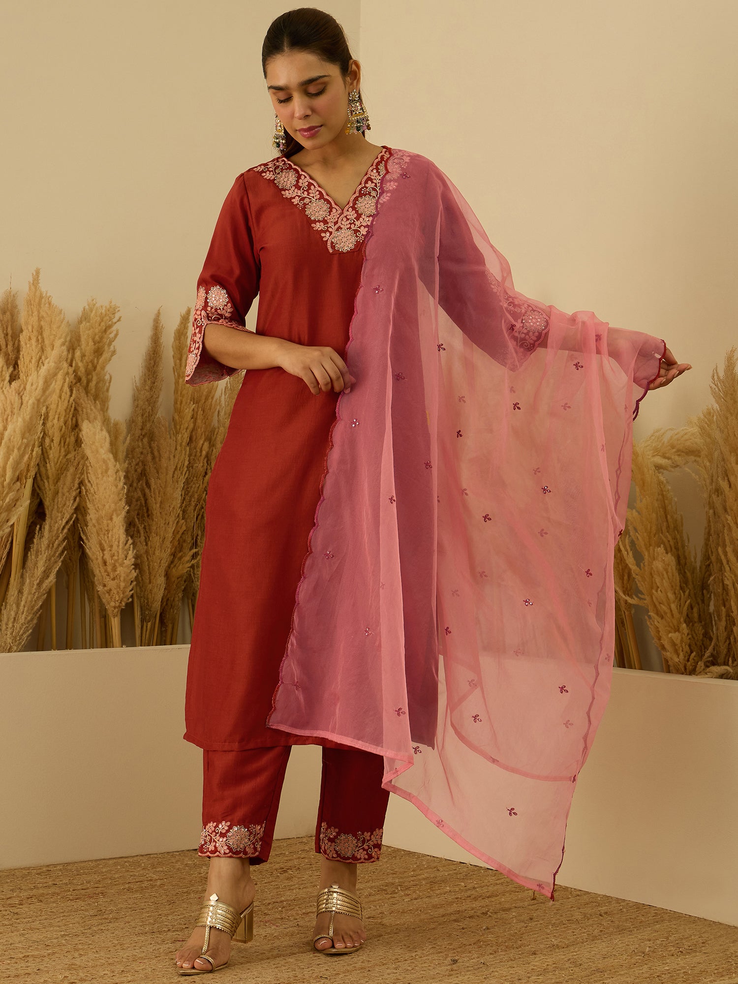 VredeVogel Women Kurta and Pant Sets Chanderi Silk Blend