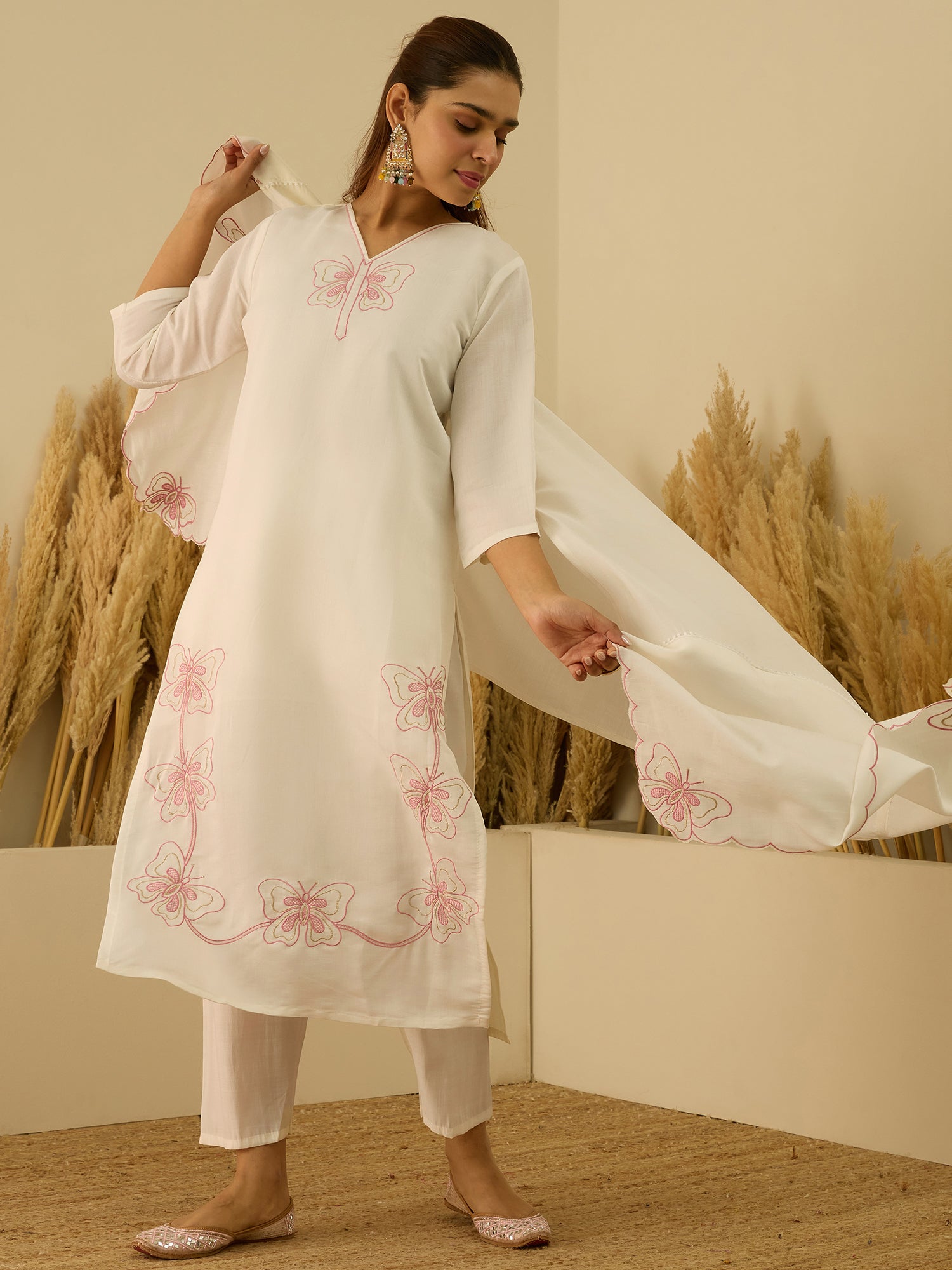 Anokhi White Embroidred Kurta Sets with Heavy thread Work Women Suits