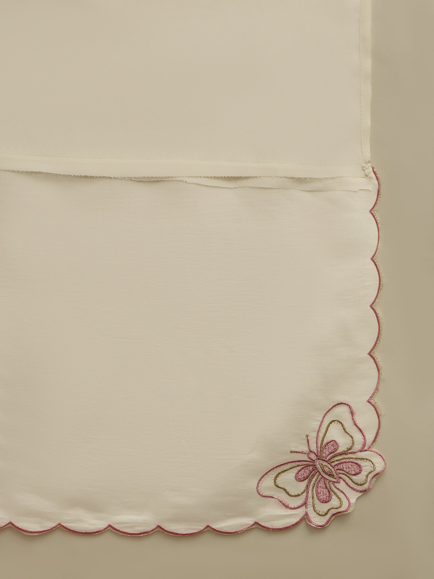 Anokhi White Embroidred Kurta Sets with Heavy thread Work Women Suits