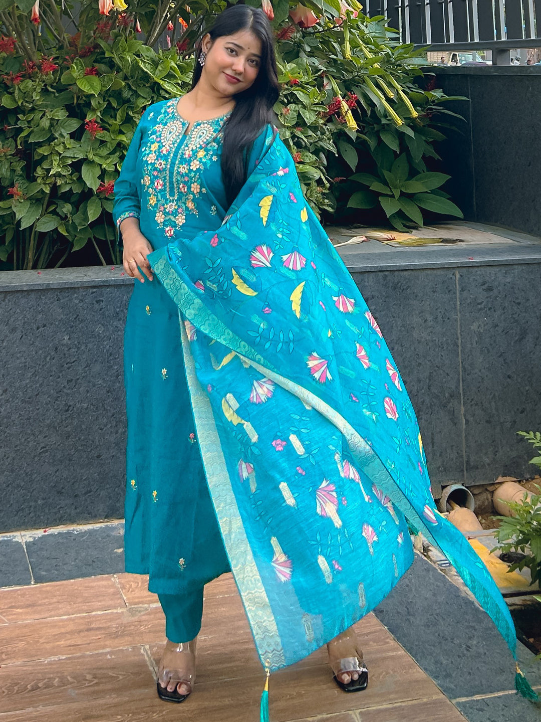 Rajvilas Teal Viscose Rayon Kurta with Trousers & Dupatta Suits