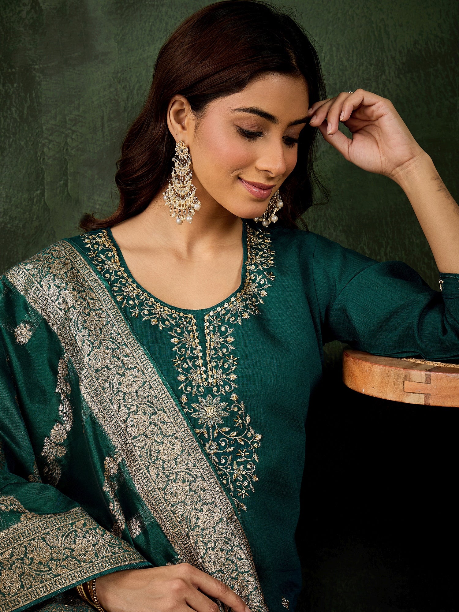 Zarika Women Kurta and Pant Dupatta Sets Viscose Rayon Fabrics with Embroidery Handwork
