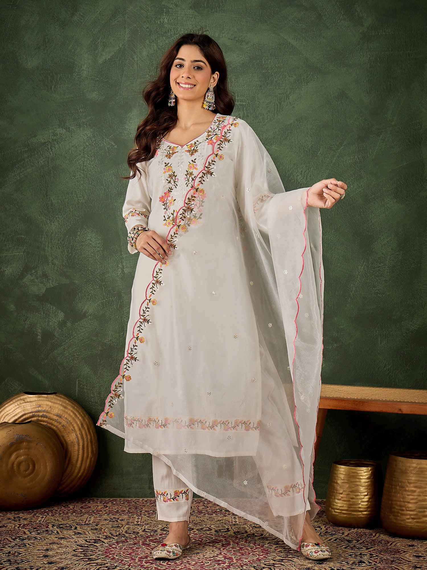 Malaika White Women Floral Embroidered Regular Kurta with Trousers & Dupatta Suit Sets