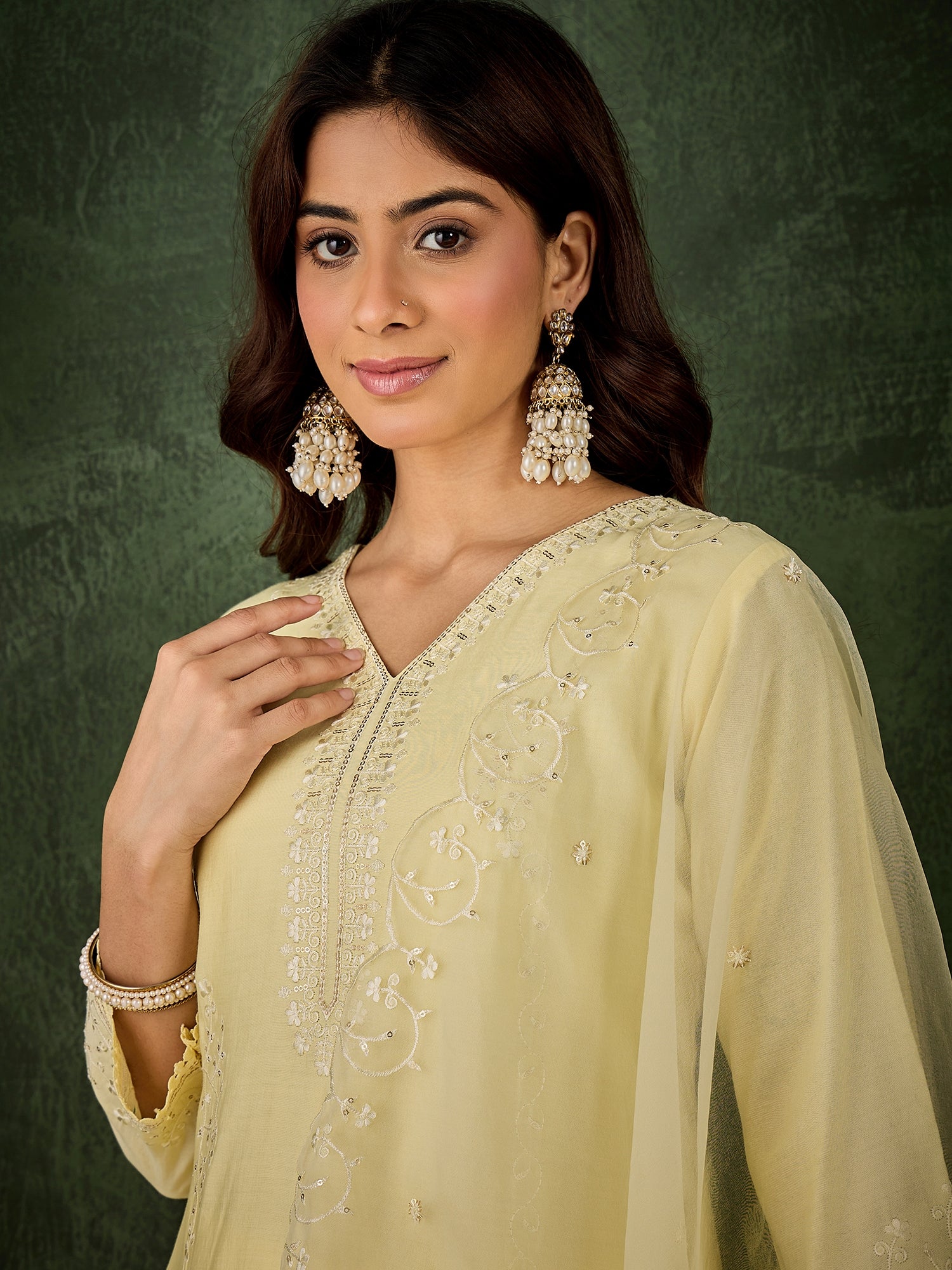 Kritika Silk Blend Women Embroidered Kurta And Pant Set With Dupatta