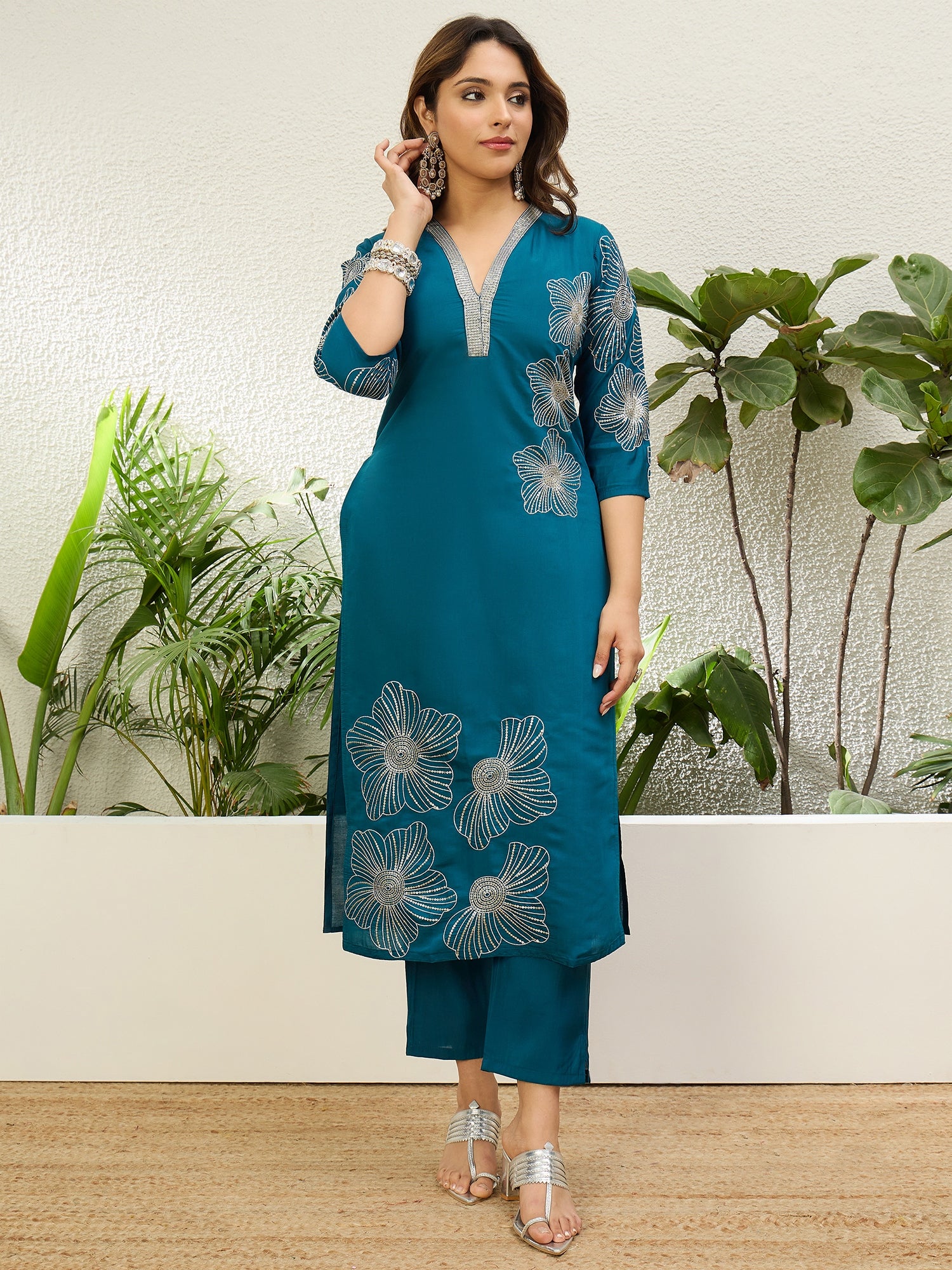 Ojaswi Women's Royal Teal Festive Embroidered Straight Kurta Set