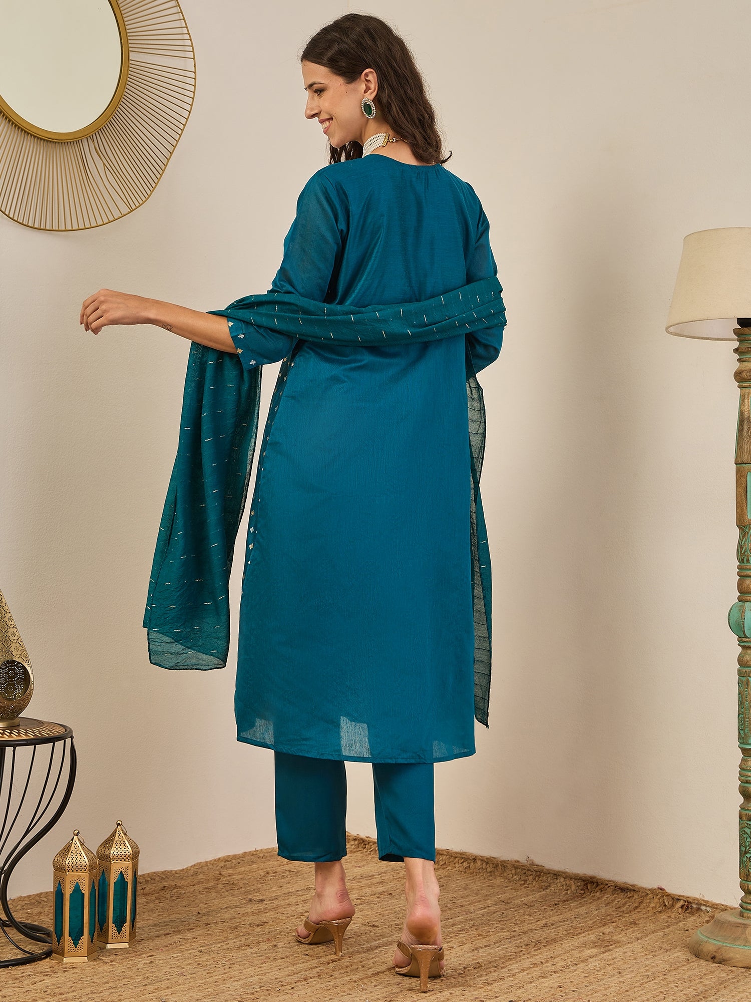 Phool Embroidered Chanderi Teal Suit Set with Dupatta Ethnic Sets
