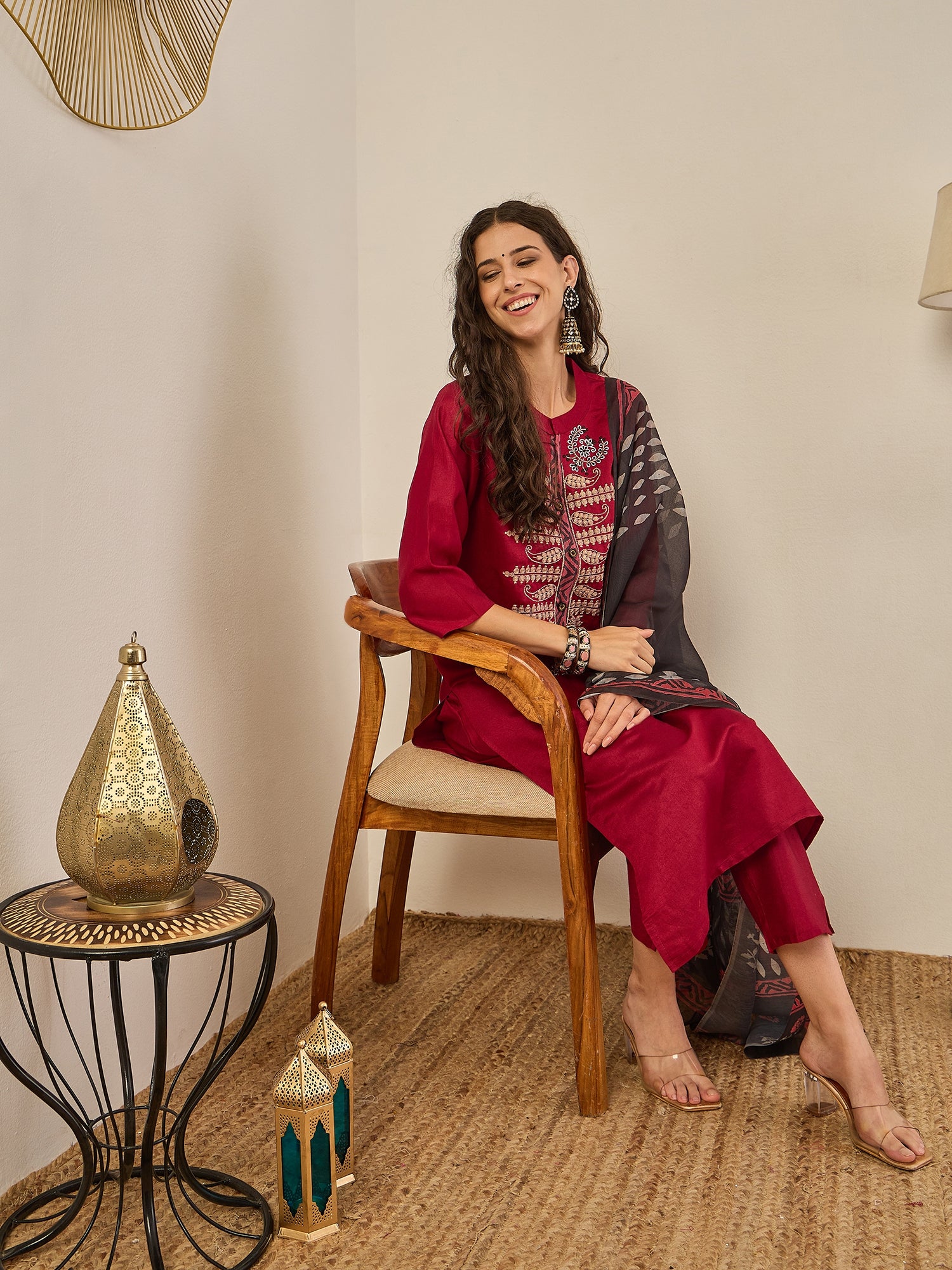 Swarnika Women's Embroidered Silk Blend Kurta Set with Dupatta – Stylish Ethnic Wear for Casual & Festive Occasions