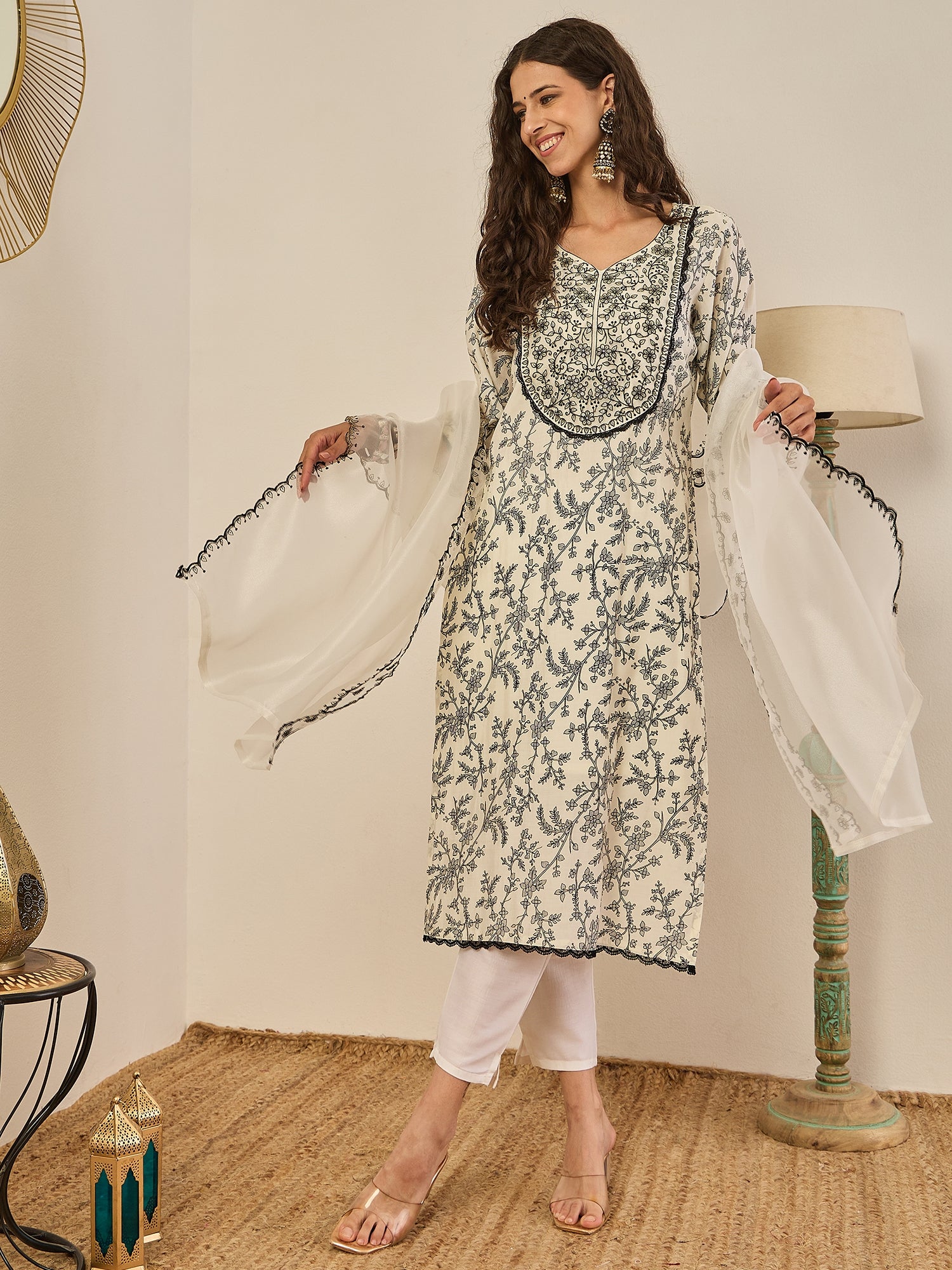 Keerthy Cream Embroidered Straight Printed Kurta Pant Set with Organza Dupatta