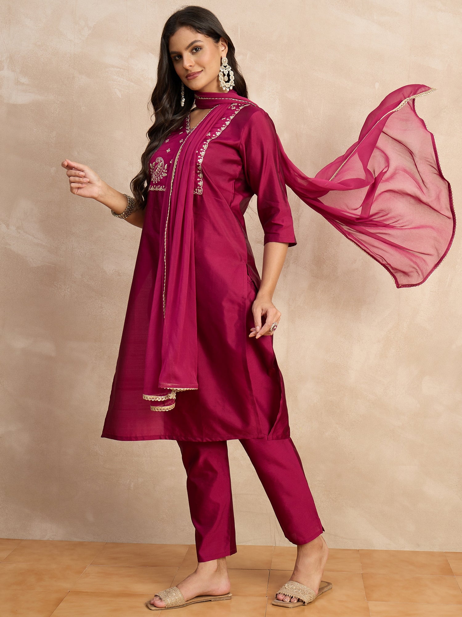 Aakar Purple Women's Silk Blend Embroidery Kurta Pant Set with Dupatta