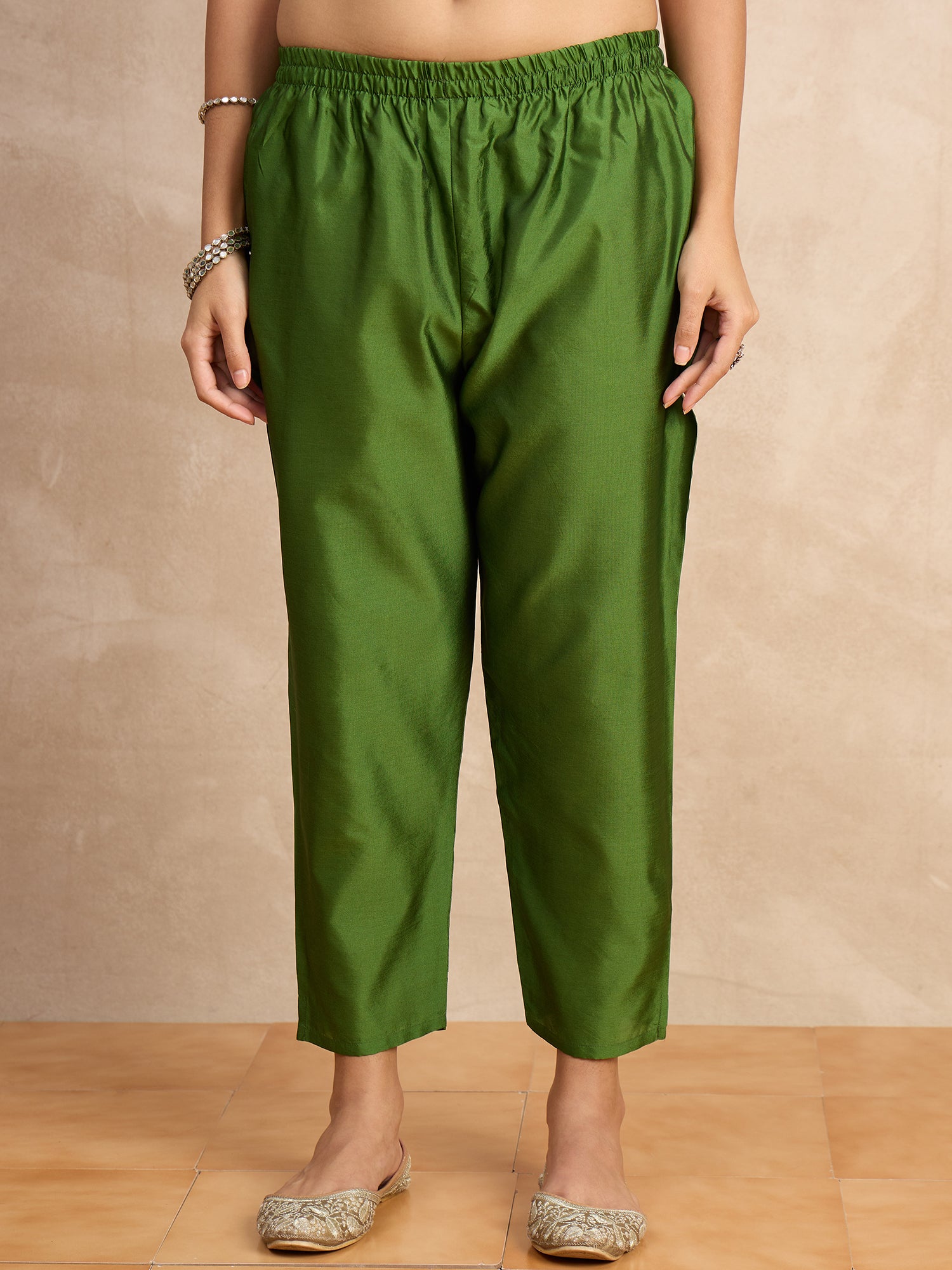 Aakar Light Green Women's Silk Blend Embroidery Kurta Pant Set with Dupatta