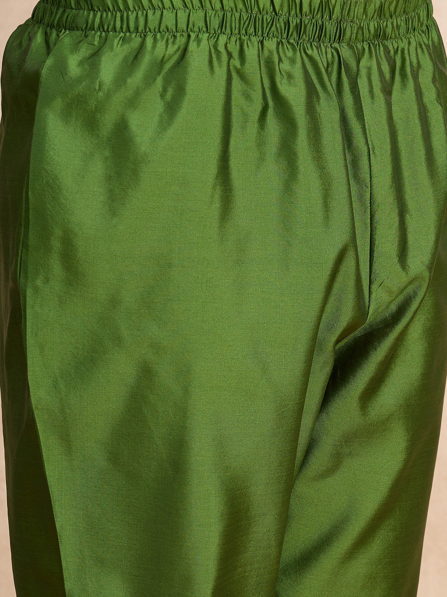 Aakar Light Green Women's Silk Blend Embroidery Kurta Pant Set with Dupatta