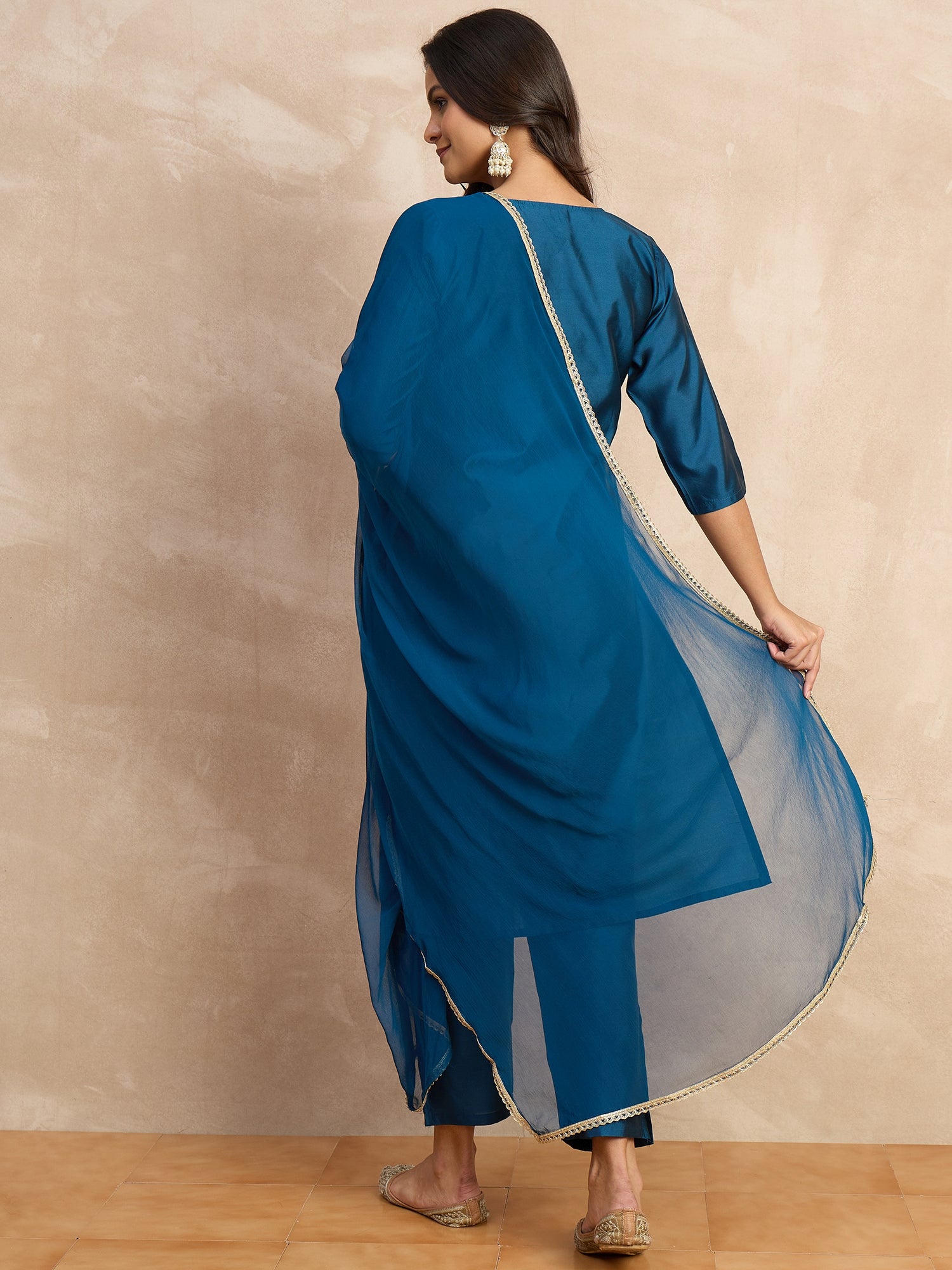 Aakar Teal Women's Silk Blend Embroidery Kurta Pant Set with Dupatta