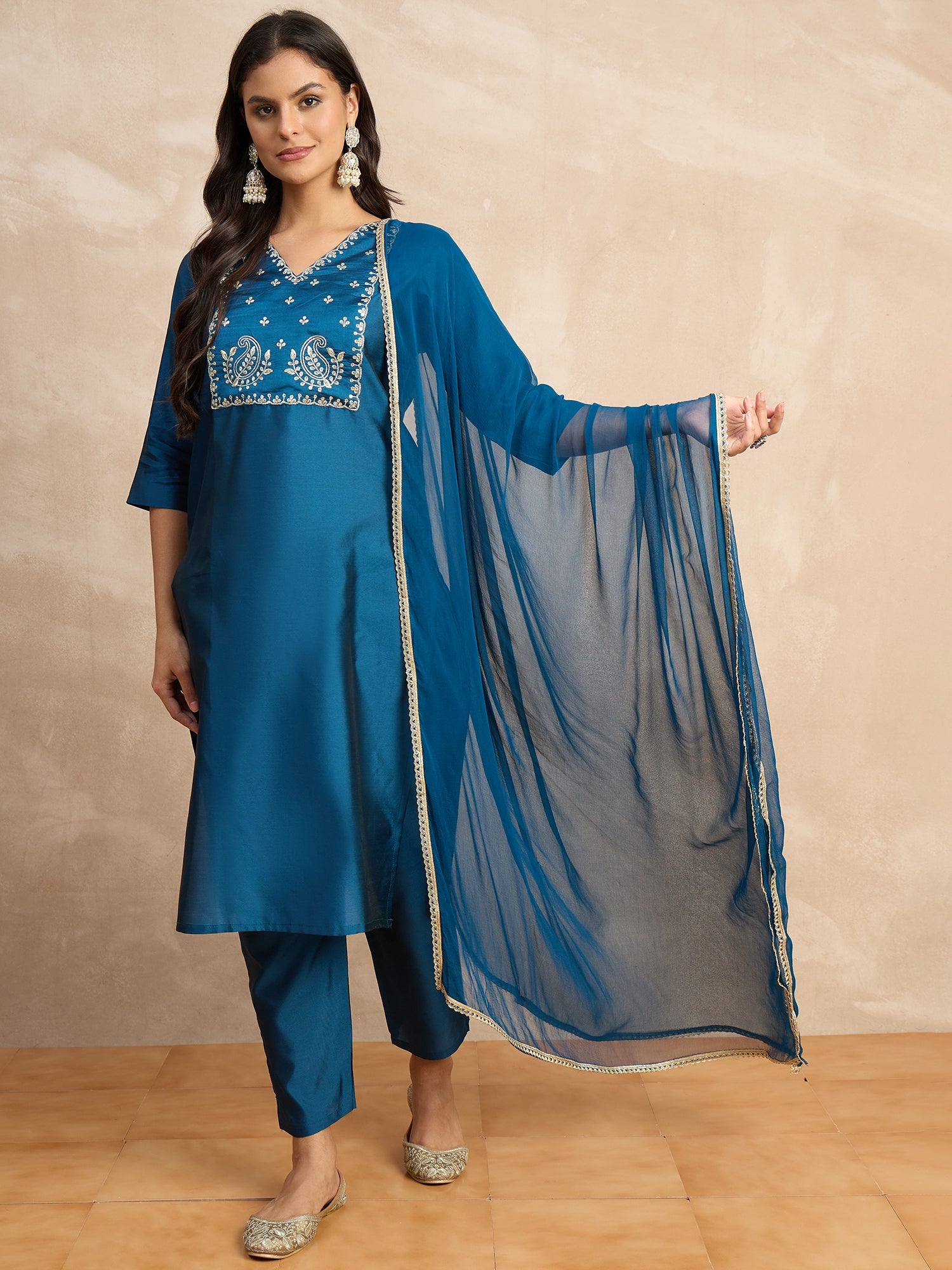 Aakar Teal Women's Silk Blend Embroidery Kurta Pant Set with Dupatta