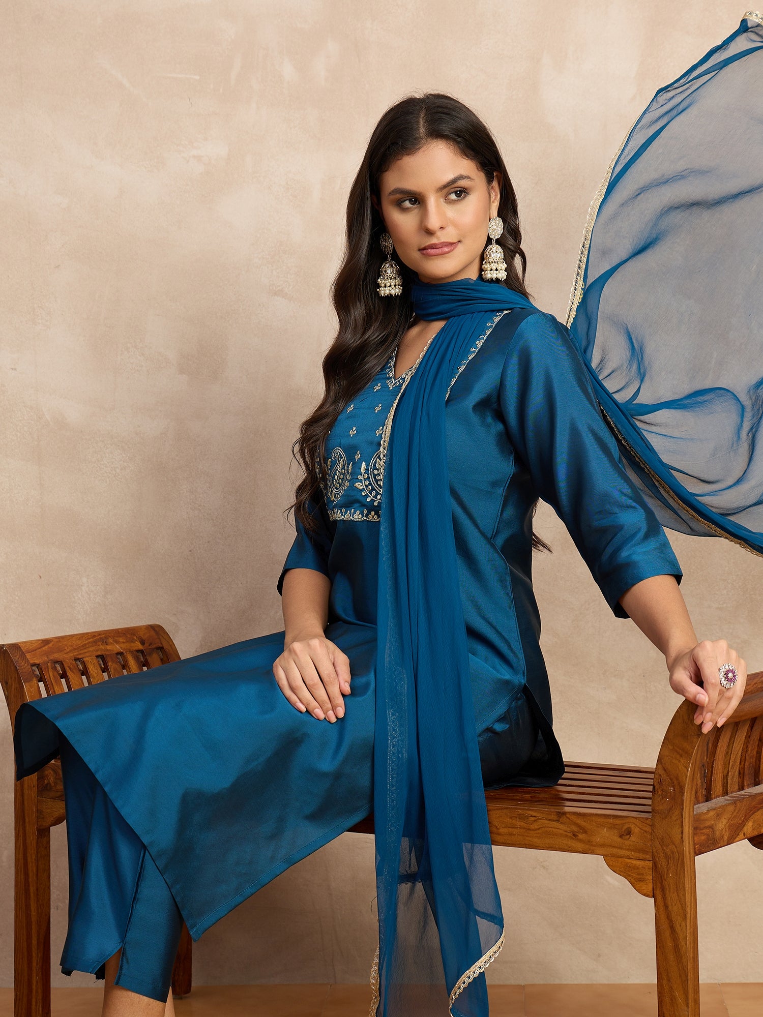 Aakar Teal Women's Silk Blend Embroidery Kurta Pant Set with Dupatta