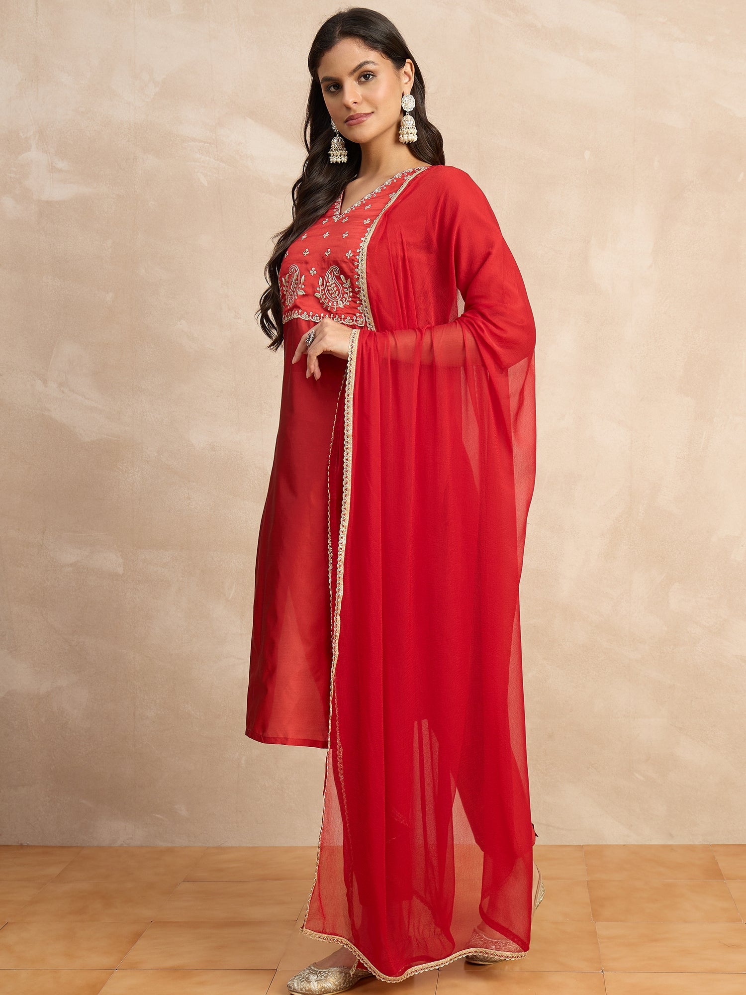 Aakar Red Women's Silk Blend Embroidery Kurta Pant Set with Dupatta