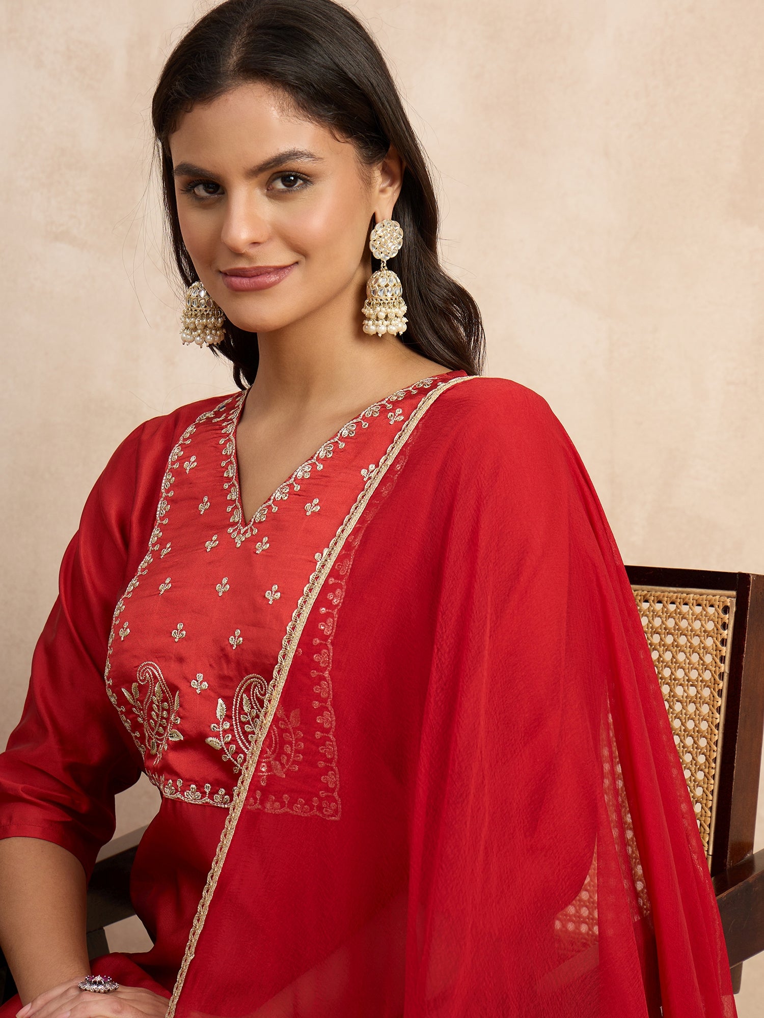 Aakar Red Women's Silk Blend Embroidery Kurta Pant Set with Dupatta