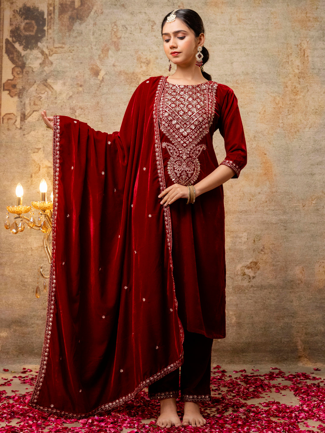 VredeVogel Women Velvet Kurta Pant Dupatta Set