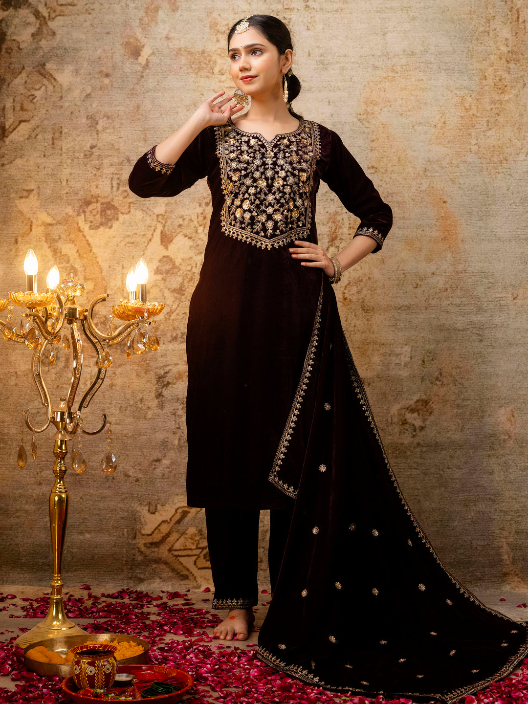 VredeVogel Women Velvet Kurta Pant Dupatta Set
