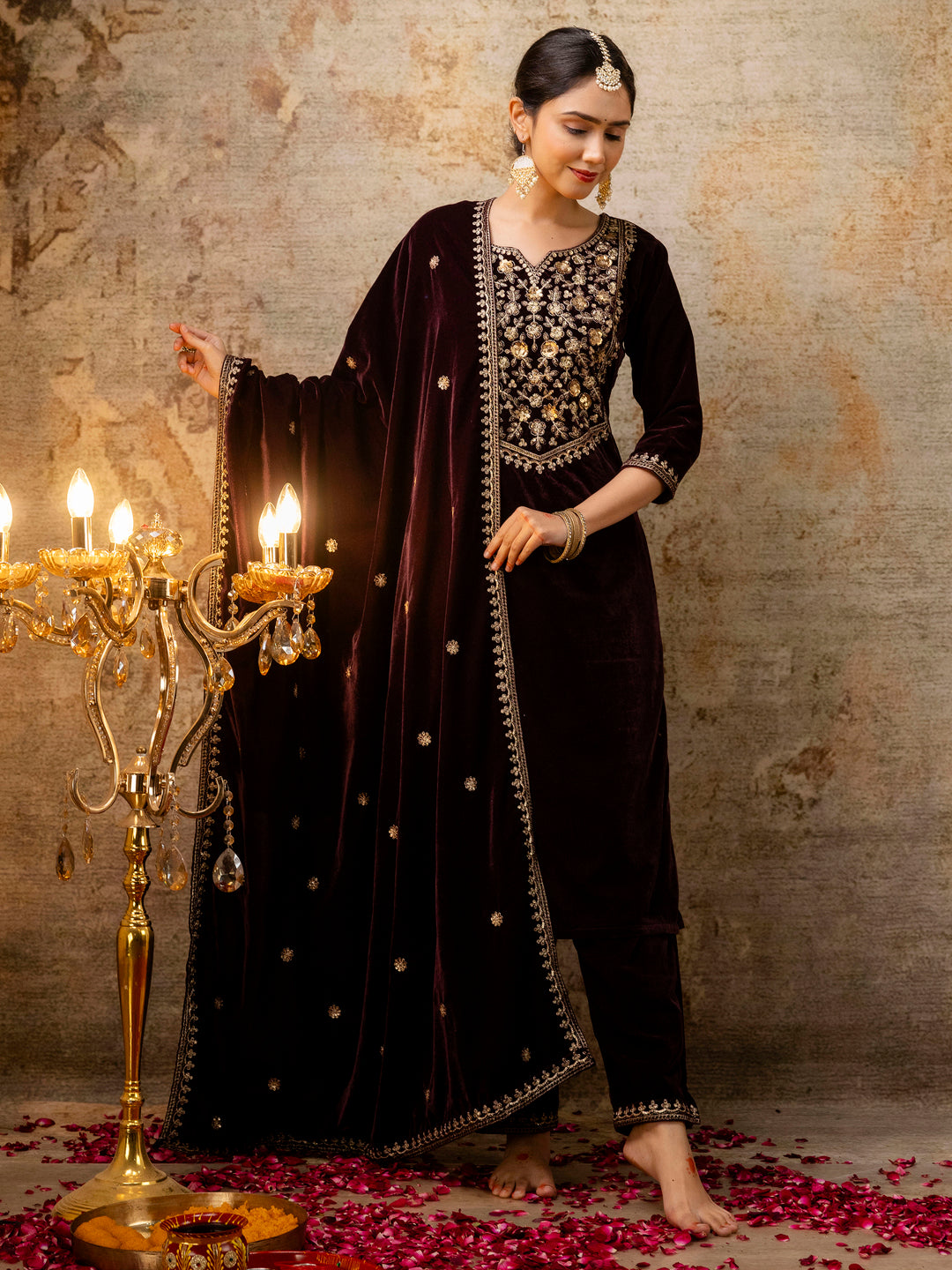 VredeVogel Women Velvet Kurta Pant Dupatta Set