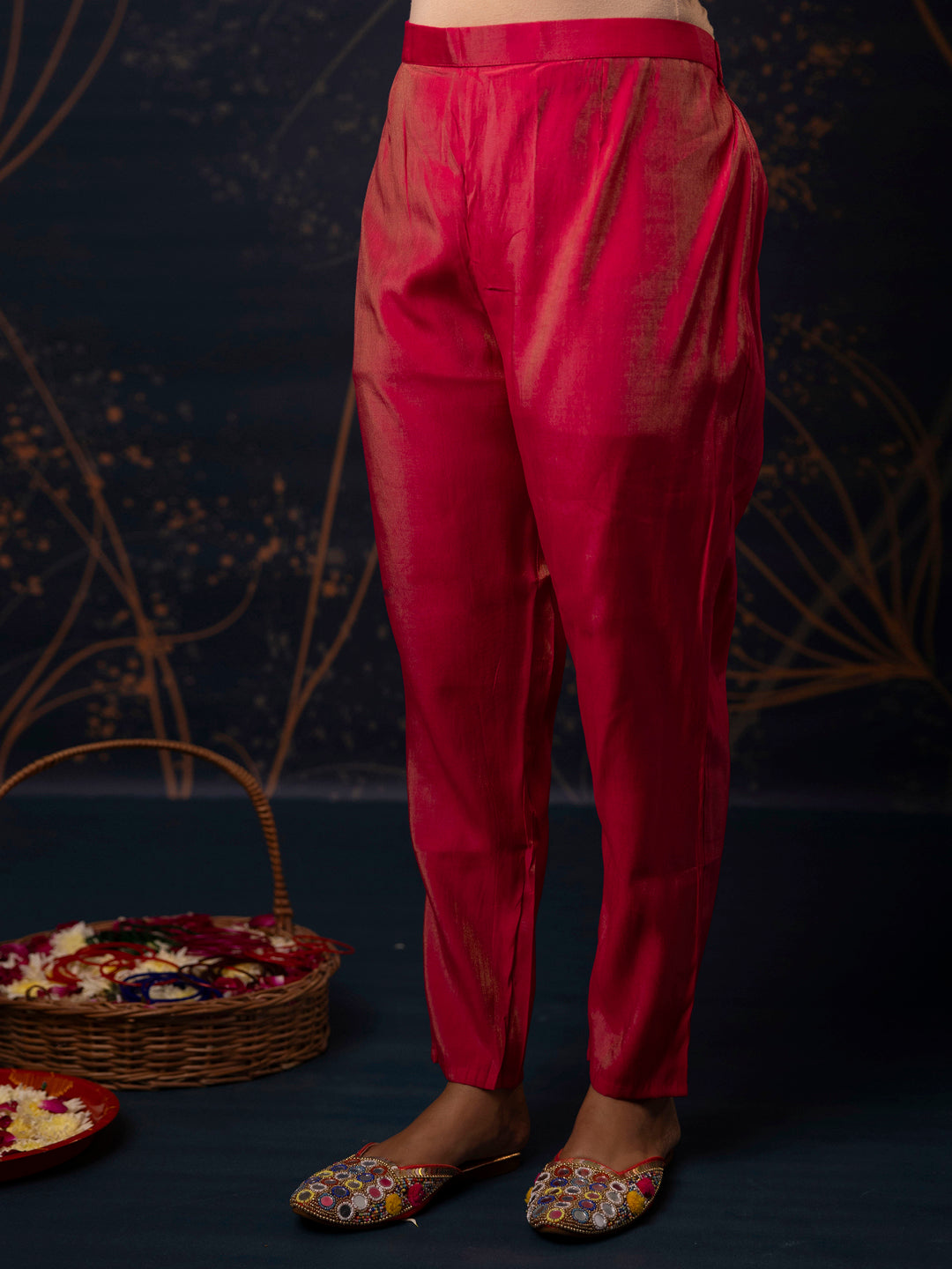 VredeVogel Women Kurta and Pant Sets Simar Silk fabric
