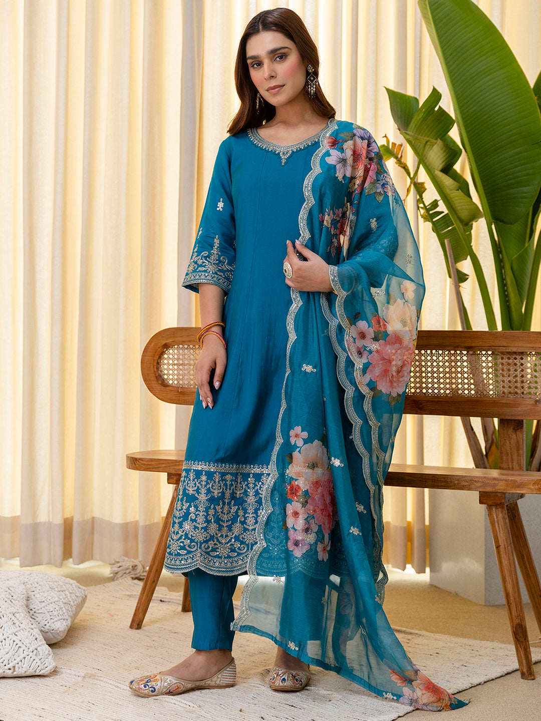 Kirti Women's Rama Straight Festive Kurta Set with Zari Work Cuffs