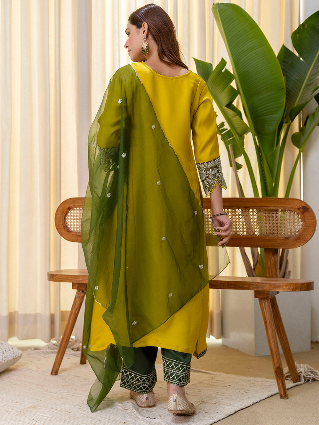 Siya Women's Lemon Festive Embroidered V-Neck Straight Kurta Set