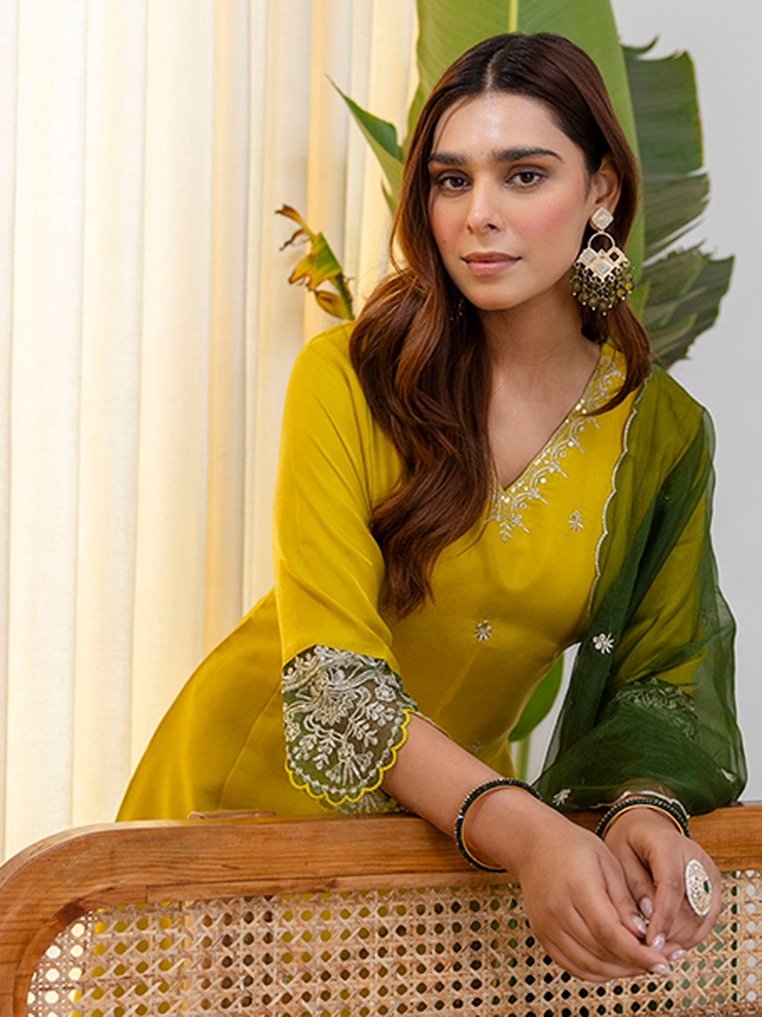 Siya Women's Lemon Festive Embroidered V-Neck Straight Kurta Set
