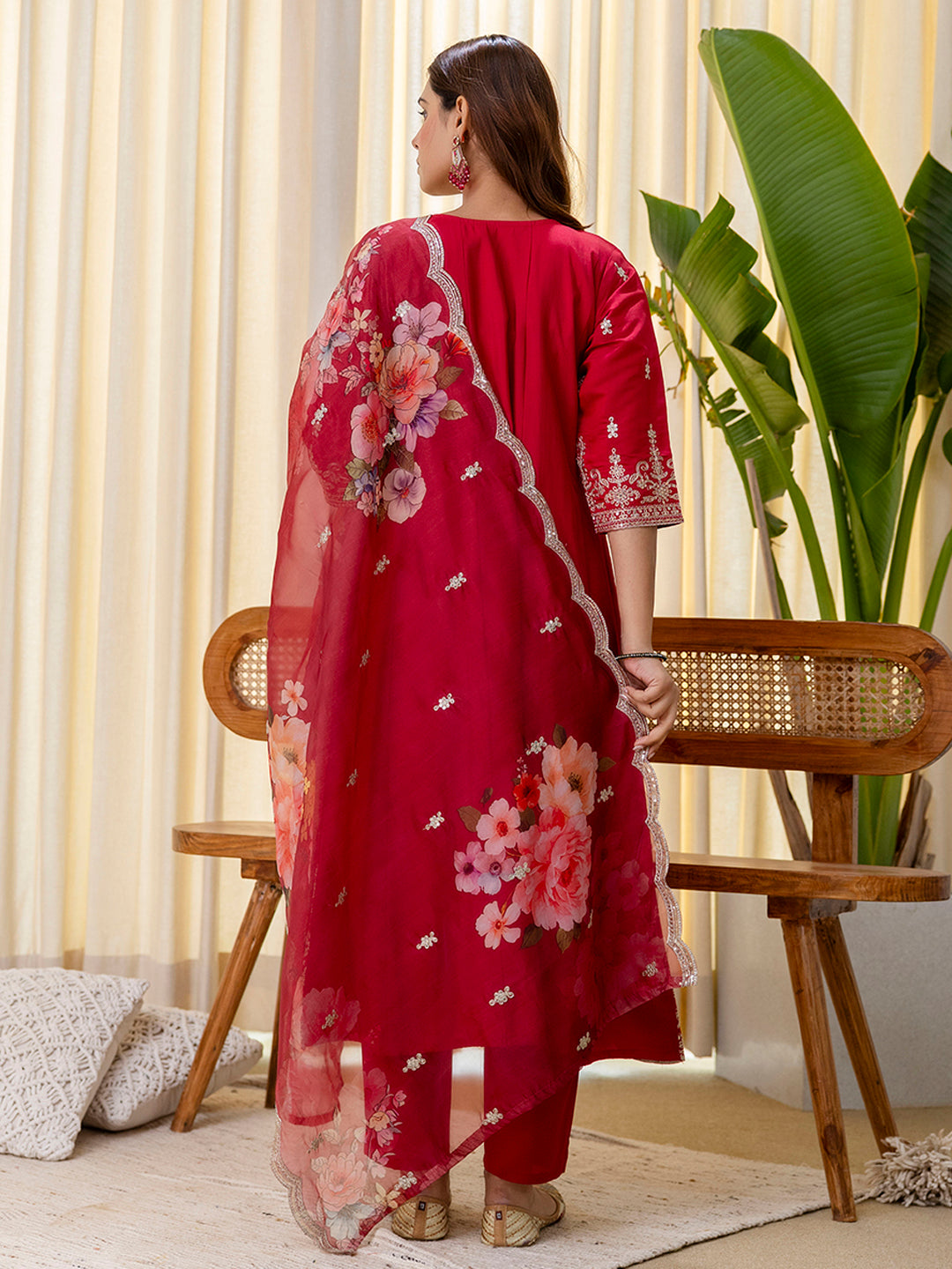 Veda Women's Cherry Red Embroidered Hem Kurta Set with Floral Organza Dupatta