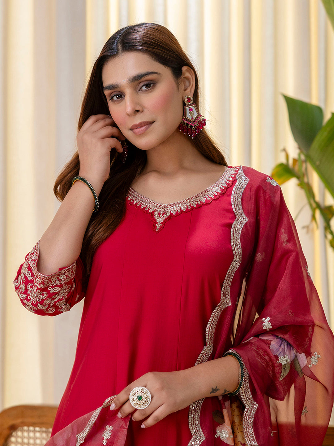 Veda Women's Cherry Red Embroidered Hem Kurta Set with Floral Organza Dupatta