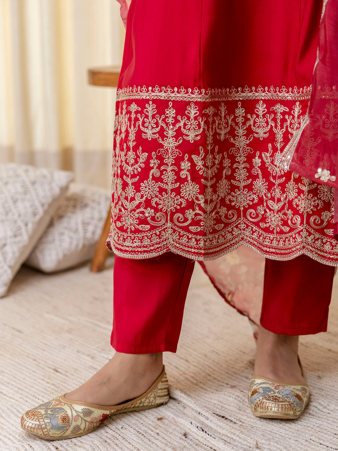 Veda Women's Cherry Red Embroidered Hem Kurta Set with Floral Organza Dupatta