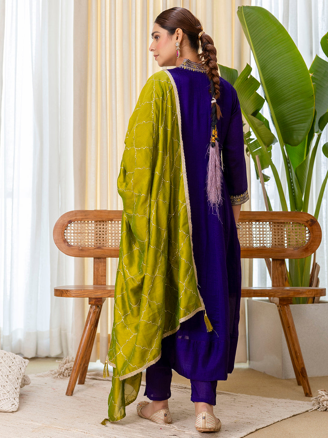 Kritika Women's Purple Festive Thread Work Straight Kurta Set