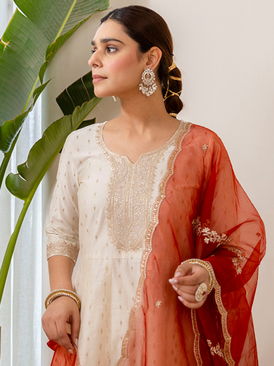 Zoya Women’s White & Red Festive Embroidered Yoke Straight Kurta Pant Set