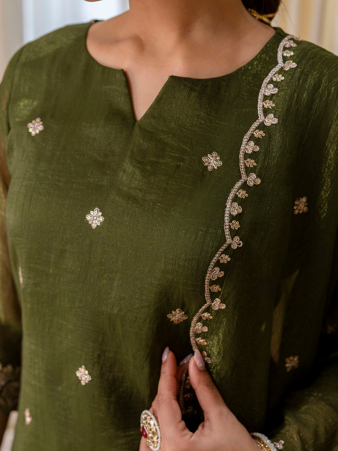 Jiya Women's Green Festive Thread Work Kurta Set with Sheer Wrap