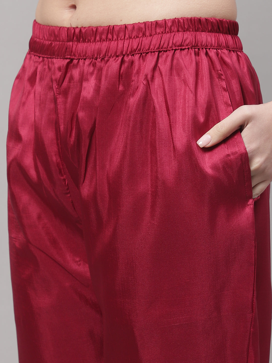 VredeVogel  Women Kurta and Trousers Pant Set Silk Blend