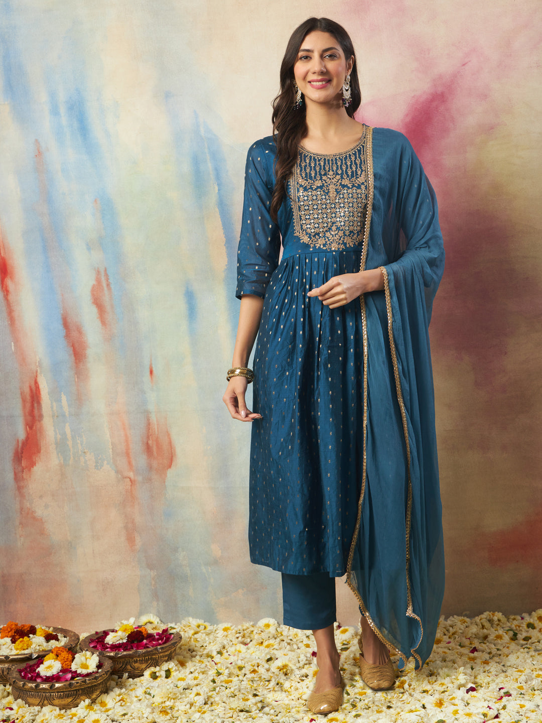 VredeVogel Women Flared Kurta and Trousers Pant Set Cotton Silk Blend