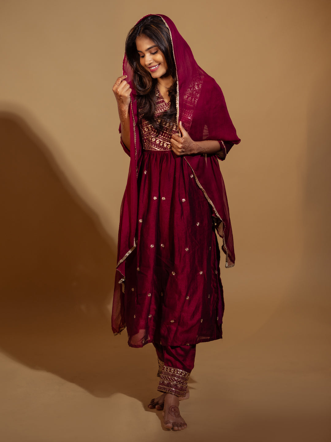 VredeVogel Women Flared Kurta and Trousers Pant Set Silk Blend