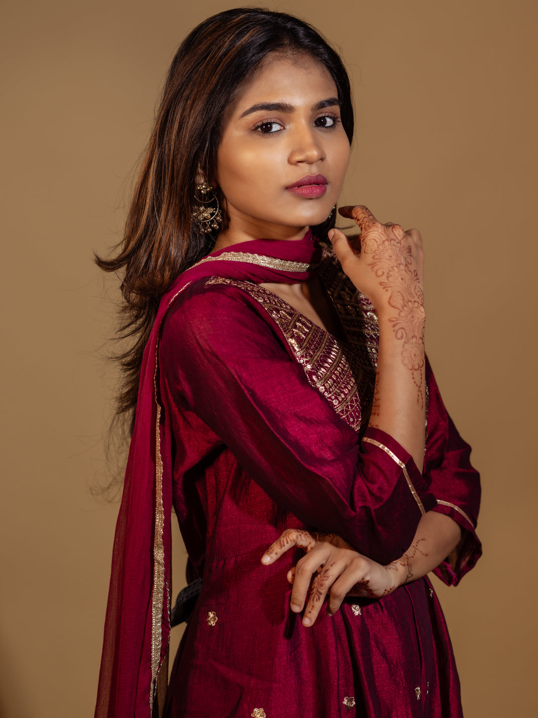 VredeVogel Women Flared Kurta and Trousers Pant Set Silk Blend