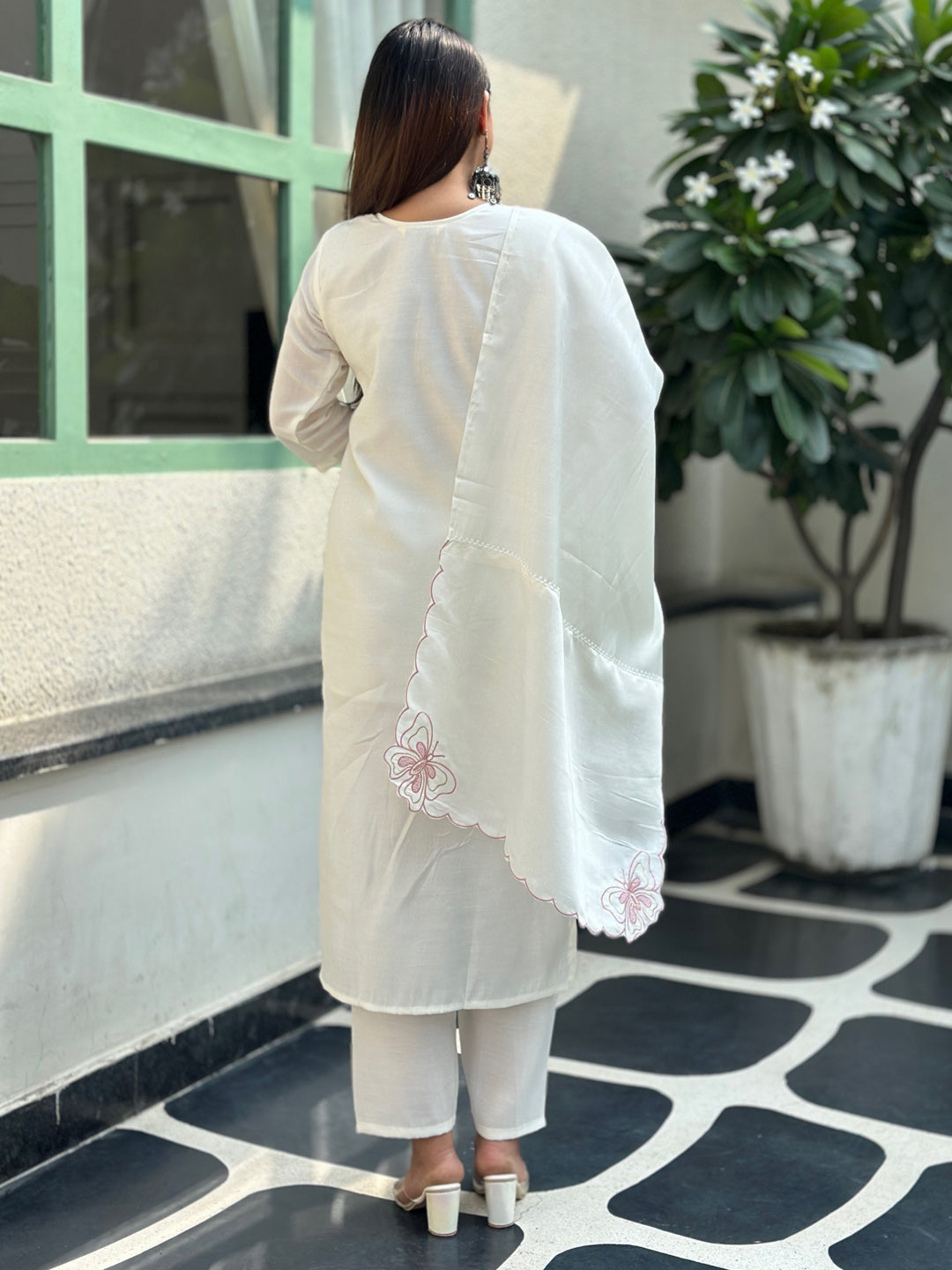 Leona White Embroidred Kurta Sets with Heavy thread Work Women Suits