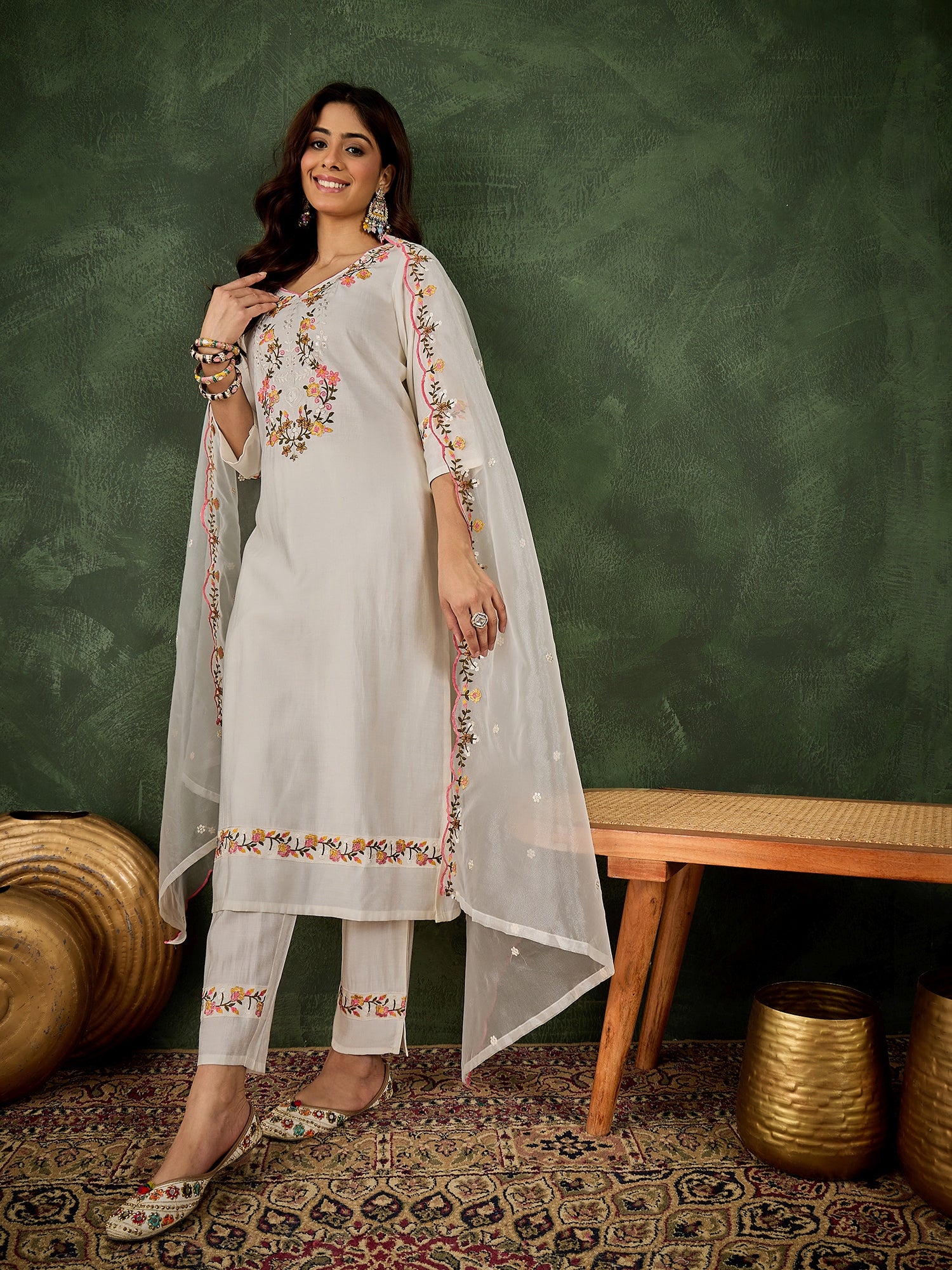 Malaika White Women Floral Embroidered Regular Kurta with Trousers & Dupatta Suit Sets