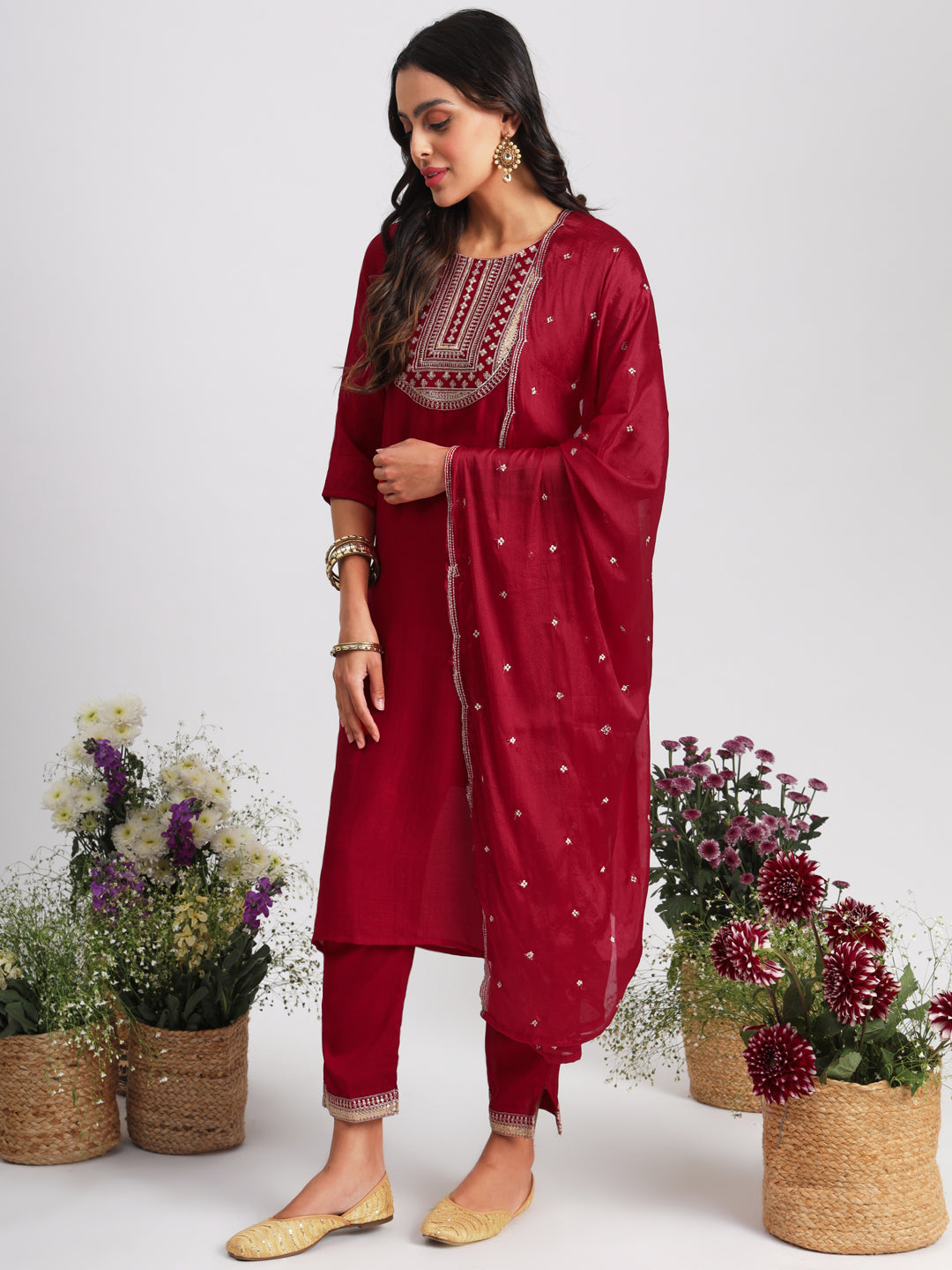 VredeVogel  Women Kurta and Trousers Pant Set Silk Blend