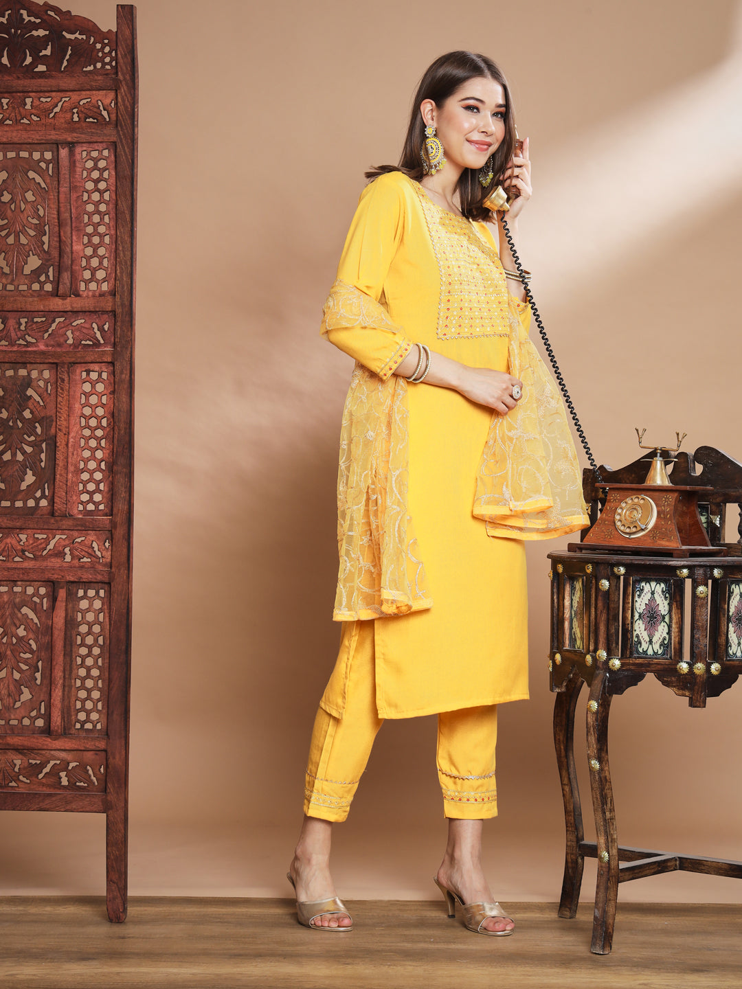 VredeVogel Embroidery Kurta Pant With Net Embroidery Dupatta
