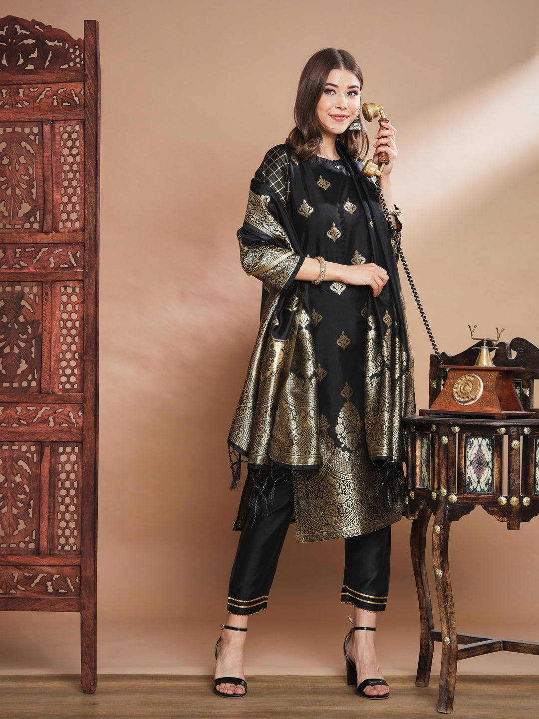 VredeVogel Cotton Silk Kurta and Pant Set with Banarasi Silk Dupatta