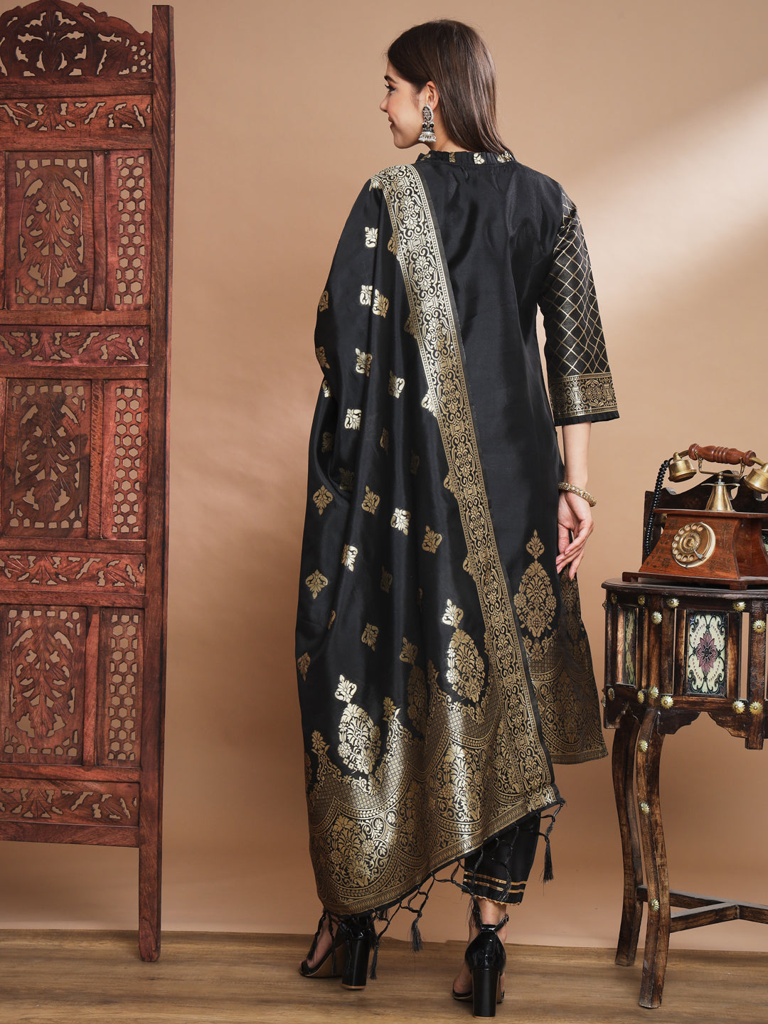 VredeVogel Cotton Silk Kurta and Pant Set with Banarasi Silk Dupatta