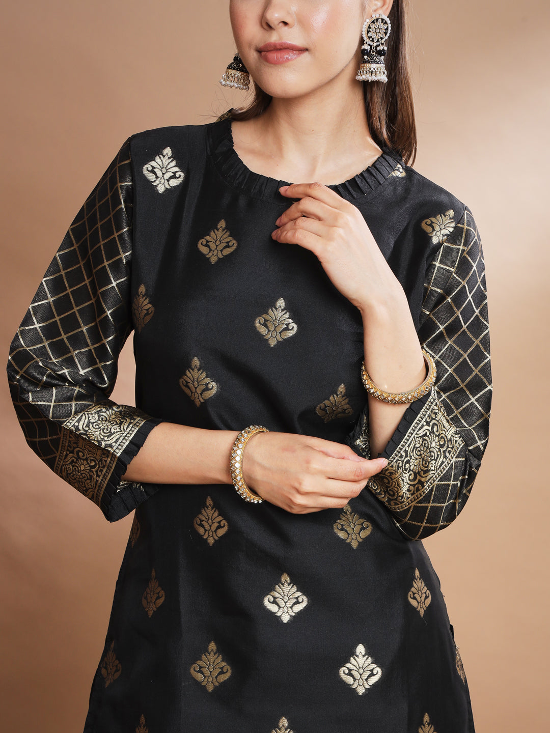 VredeVogel Cotton Silk Kurta and Pant Set with Banarasi Silk Dupatta