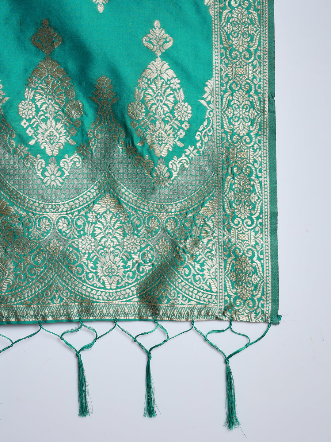 VredeVogel Cotton Silk Kurta and Pant Set with Banarasi Silk Dupatta