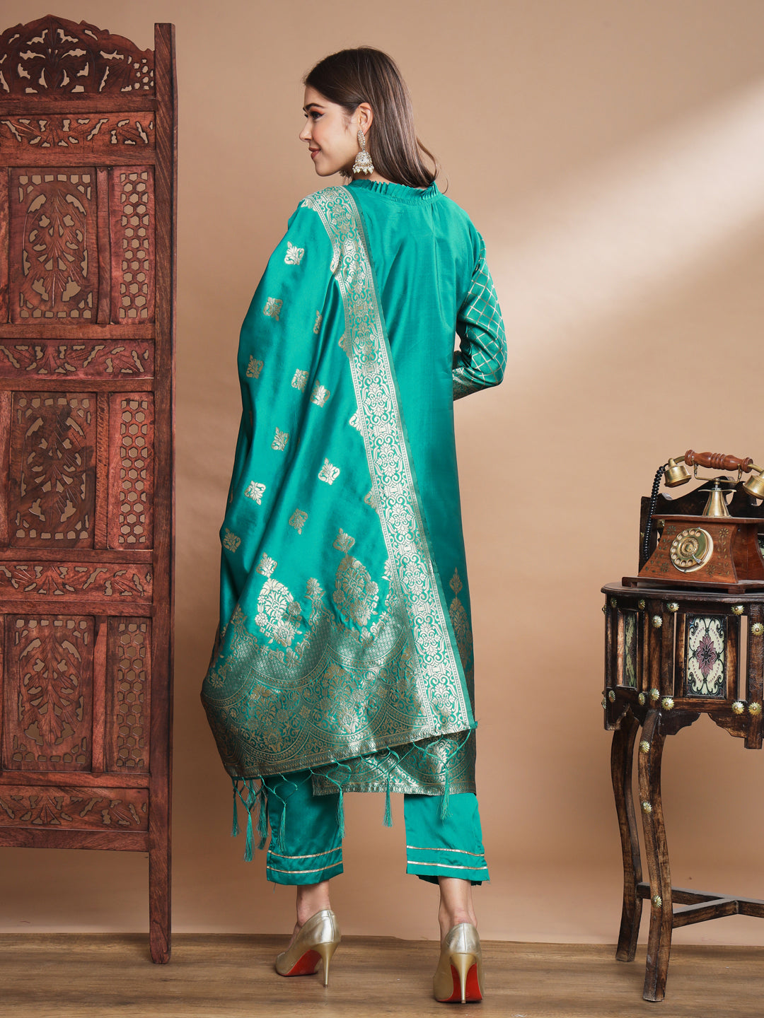 VredeVogel Cotton Silk Kurta and Pant Set with Banarasi Silk Dupatta