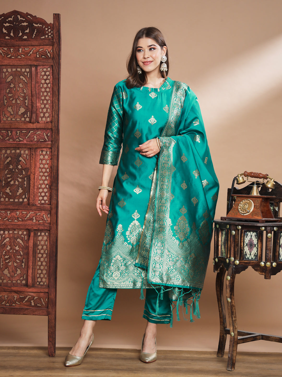 VredeVogel Cotton Silk Kurta and Pant Set with Banarasi Silk Dupatta